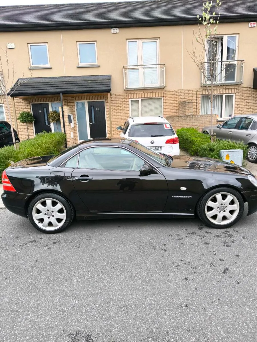 €6350 Mercedes Slk 2.3 Kompresor Red top 190bhp - Image 4