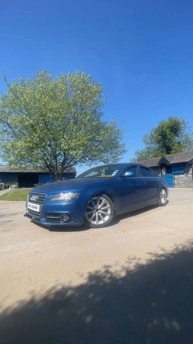 Audi A4 B8 2.0 tdi - Image 1