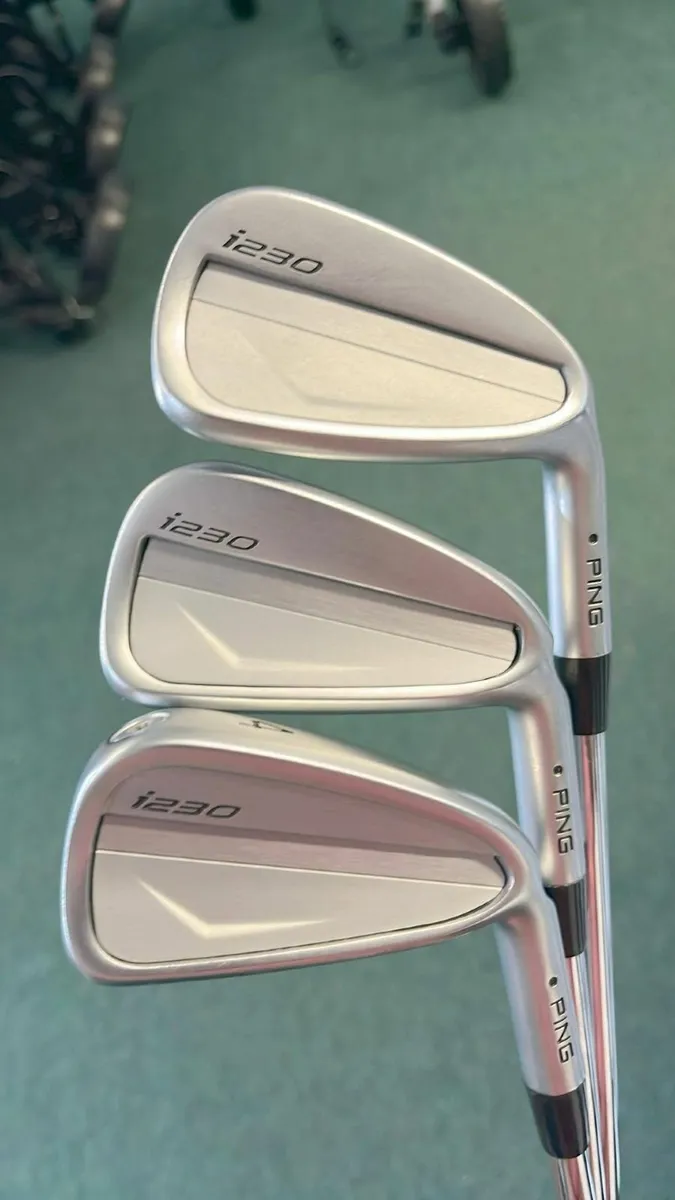 Ping i230 4-PW Dynamic Gold  Stiff €1499 Now €799 - Image 1