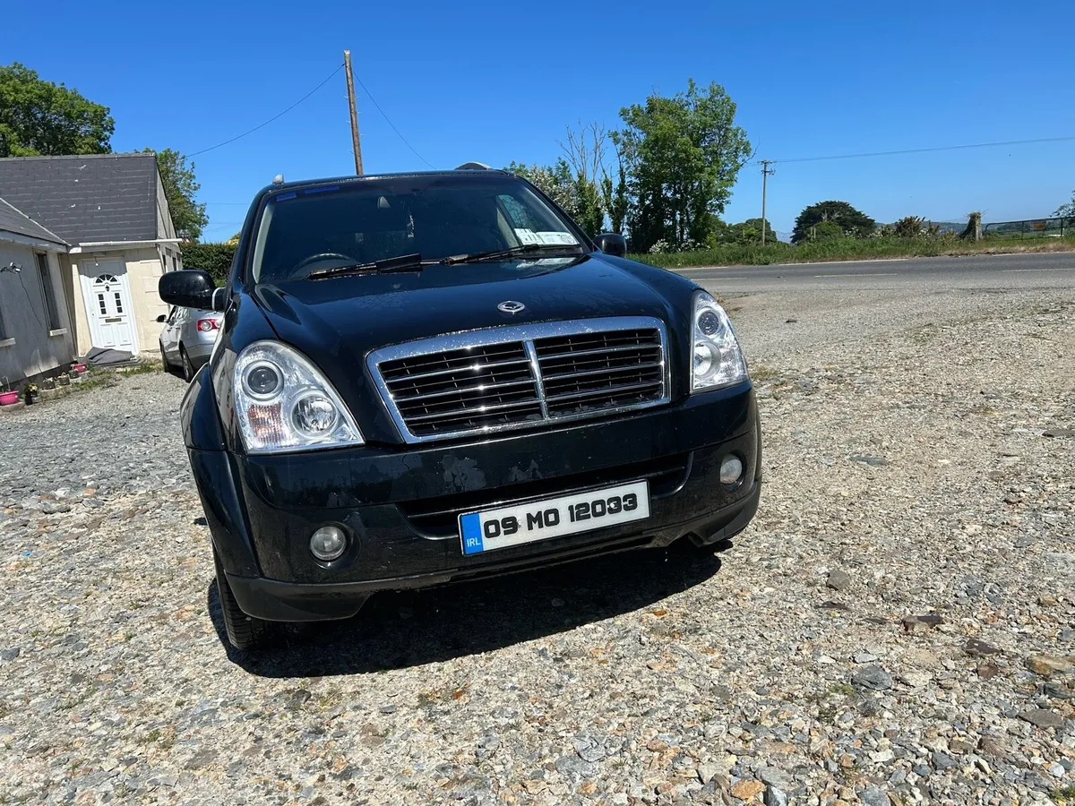 Ssangyong Rexton - Image 1