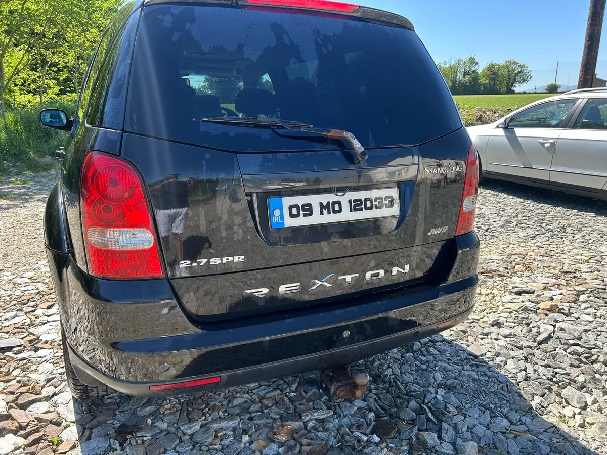 Ssangyong Rexton - Image 3
