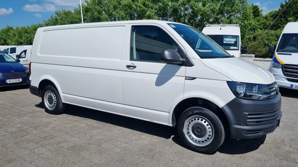 19 TRANSPORTER LWB 105K KMS A/C TOWBAR NEW CVRT - Image 2
