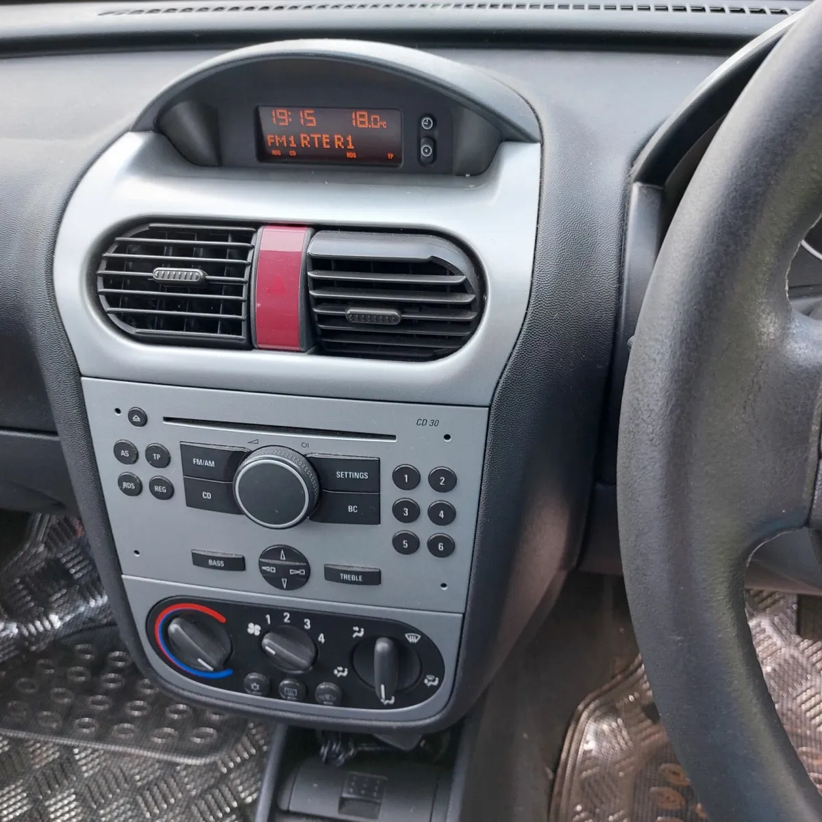 06 Opel Corsa 1L, Blue - Image 2