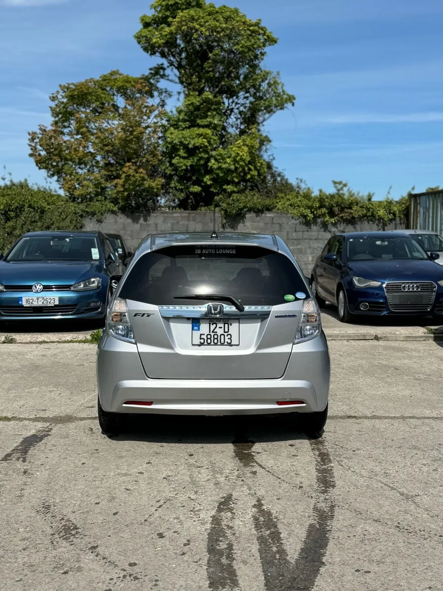 Honda Fit Hybrid 2012 HighSpec Keyless entry 2 key - Image 4
