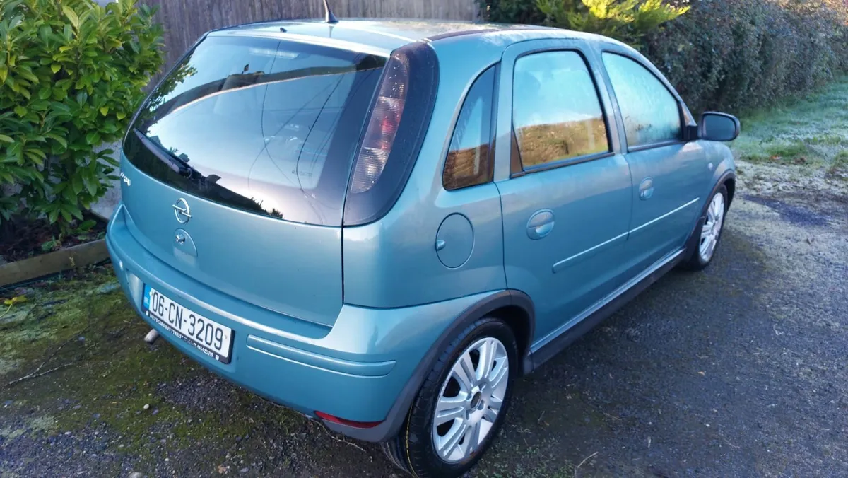 06 Opel Corsa 1L, Blue - Image 1