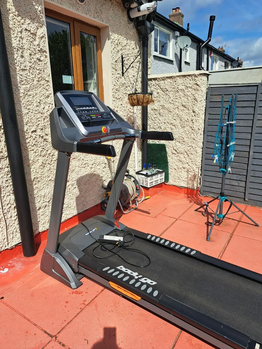 Treadmill - Image 1