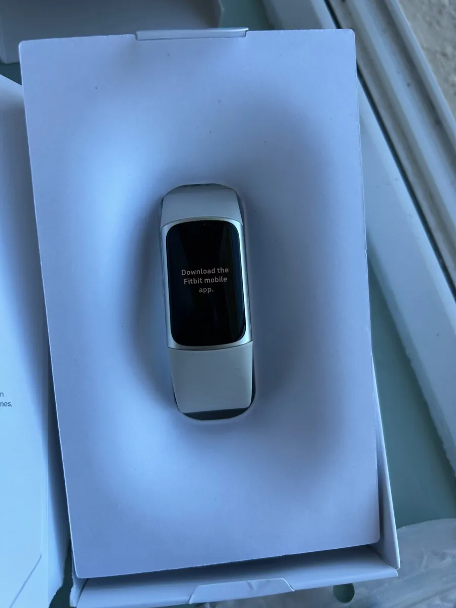 Watch - Image 3
