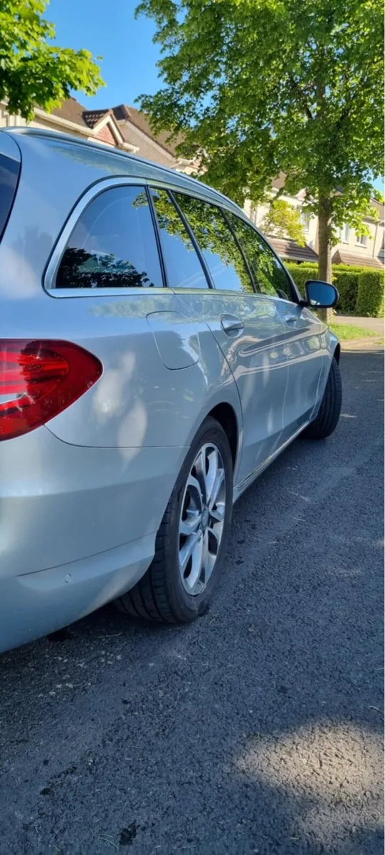 Mercedes Benz C -class - Image 4
