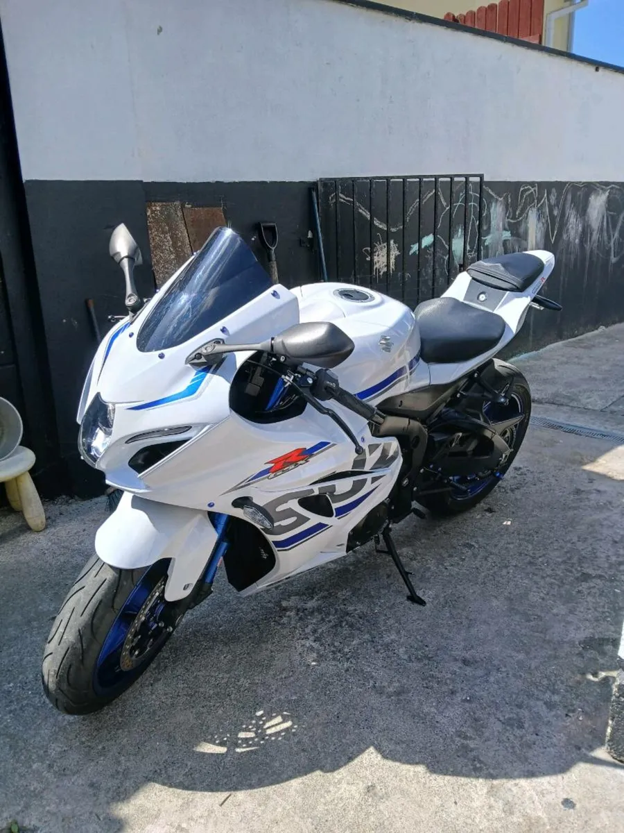 Suzuki gsxr 1000r ×2 - Image 2
