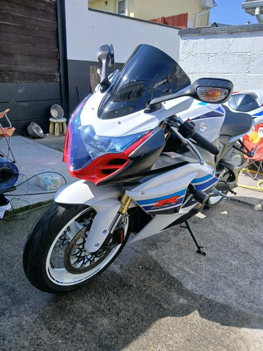 Suzuki gsxr 1000 - Image 1