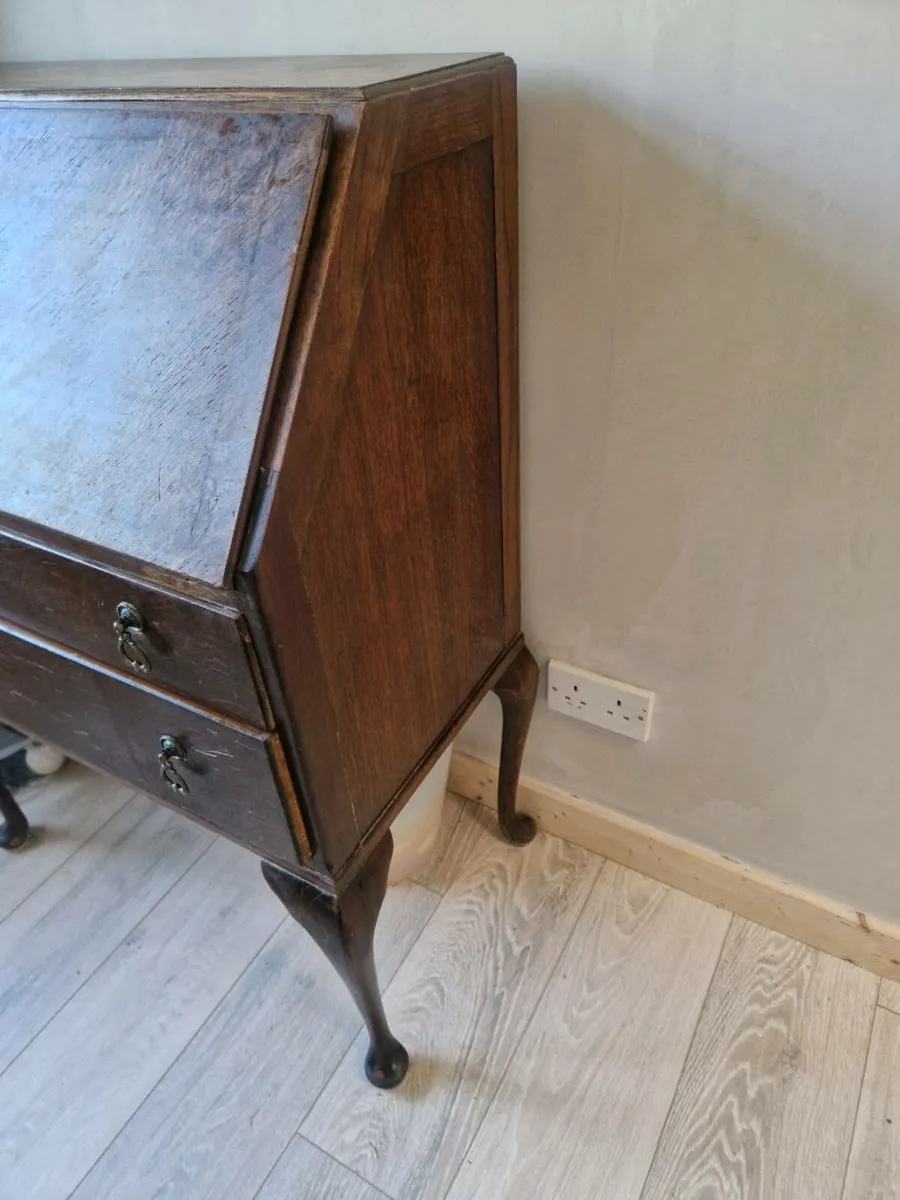 Antique dresser - Image 1
