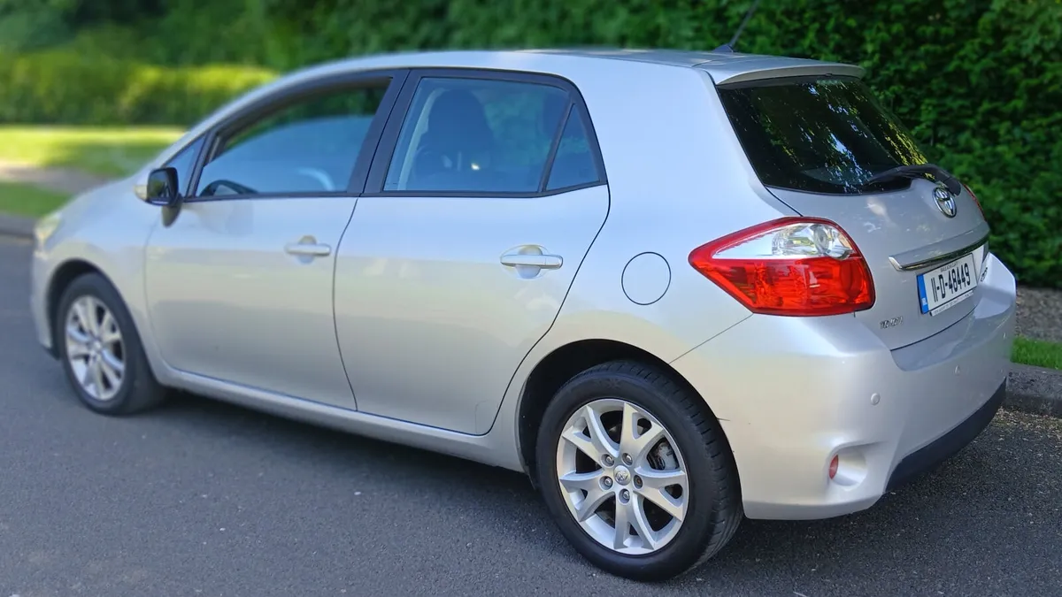 Toyota Auris 2011 1.3 *NEW NCT* 5dr - LOW MILEAGE - Image 4
