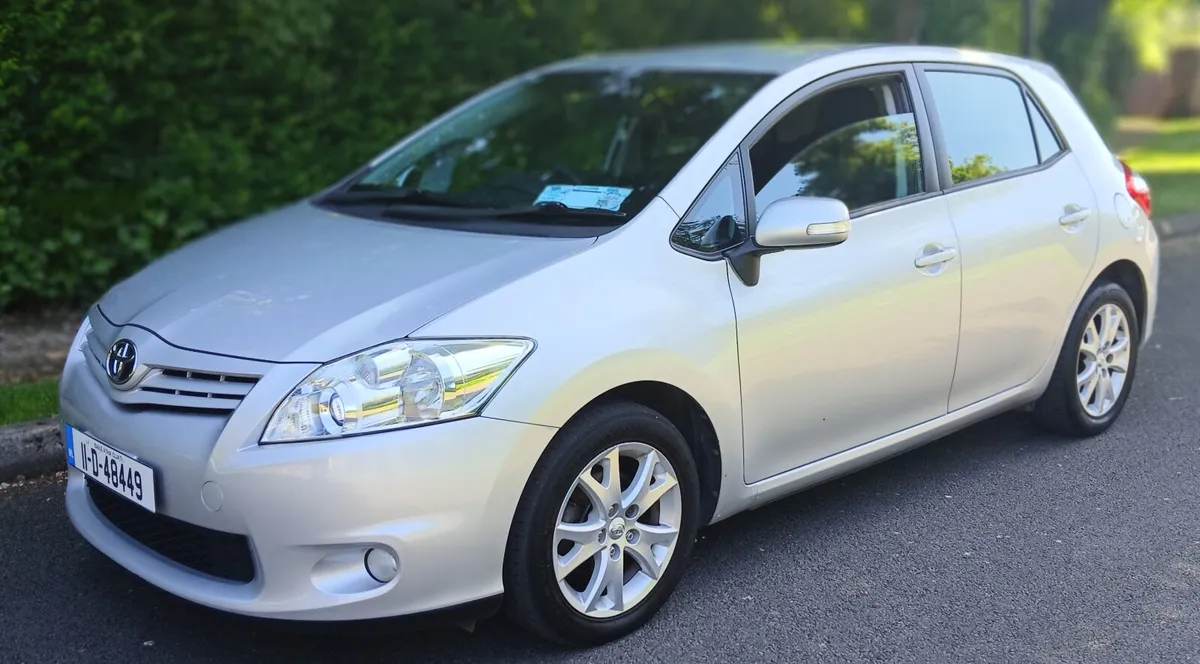 Toyota Auris 2011 1.3 *NEW NCT* 5dr - LOW MILEAGE - Image 2