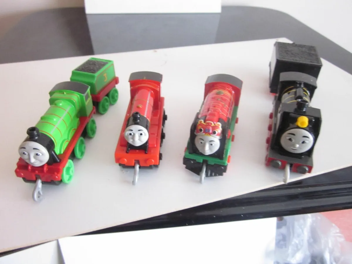Four Thomas & Friends Push Along Diecast Trains - Image 1