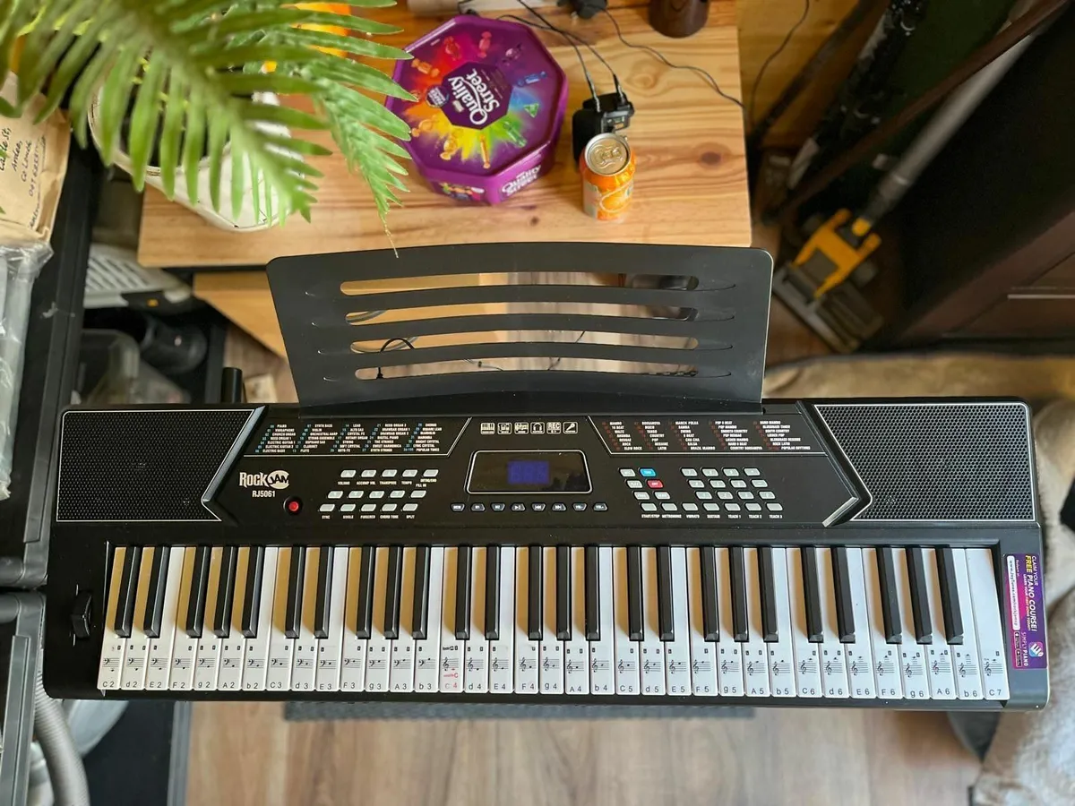 Piano - Image 1