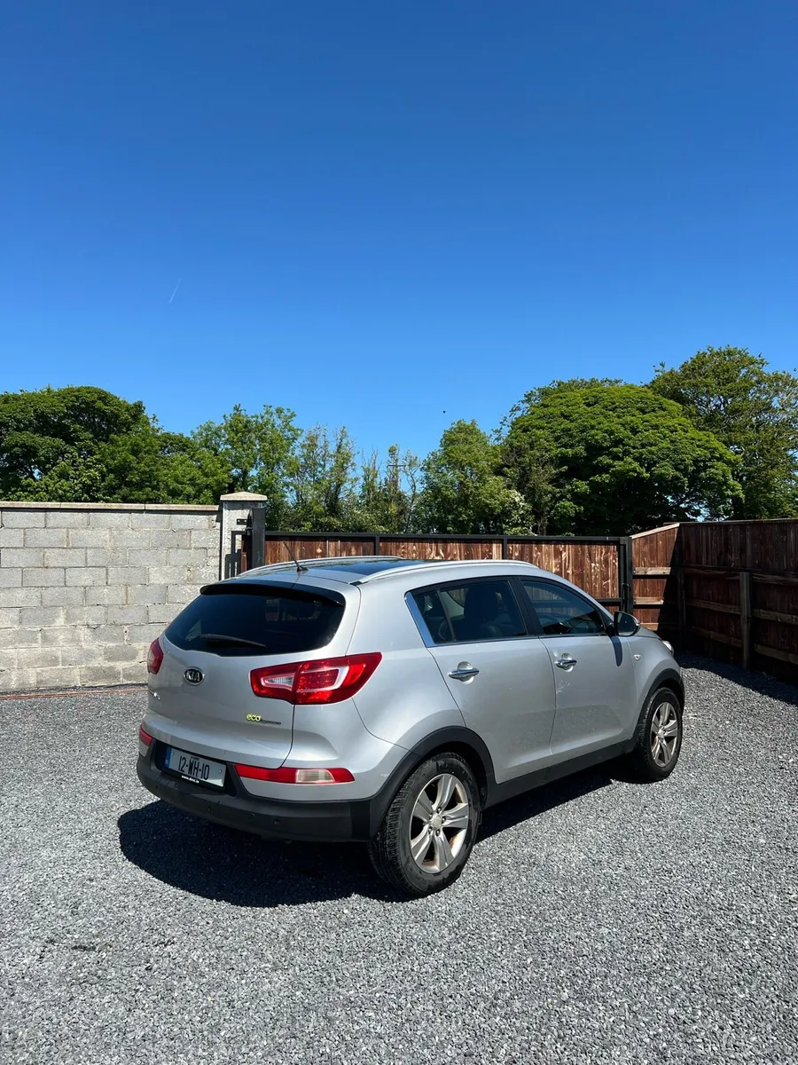Kia Sportage 1.7diesel high spec - Image 3