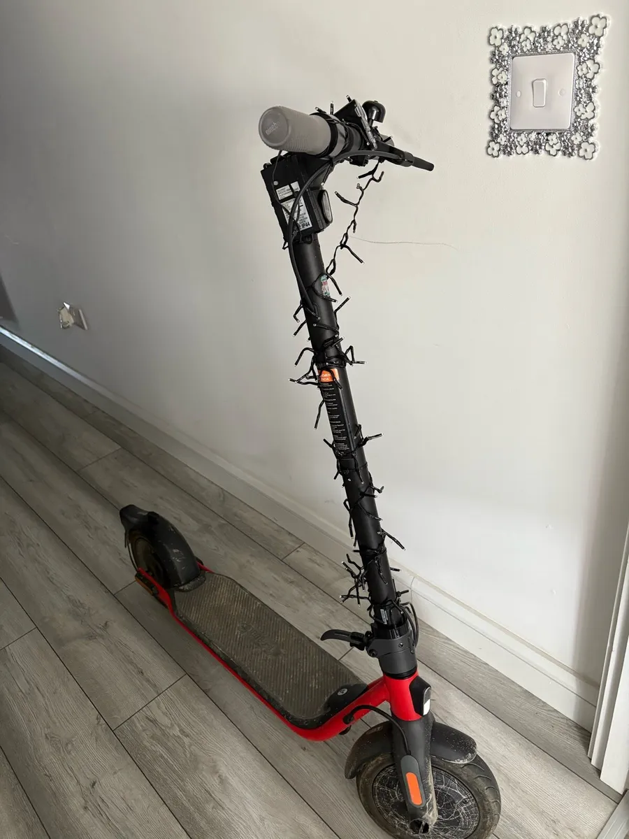 Electric scooter - Image 1