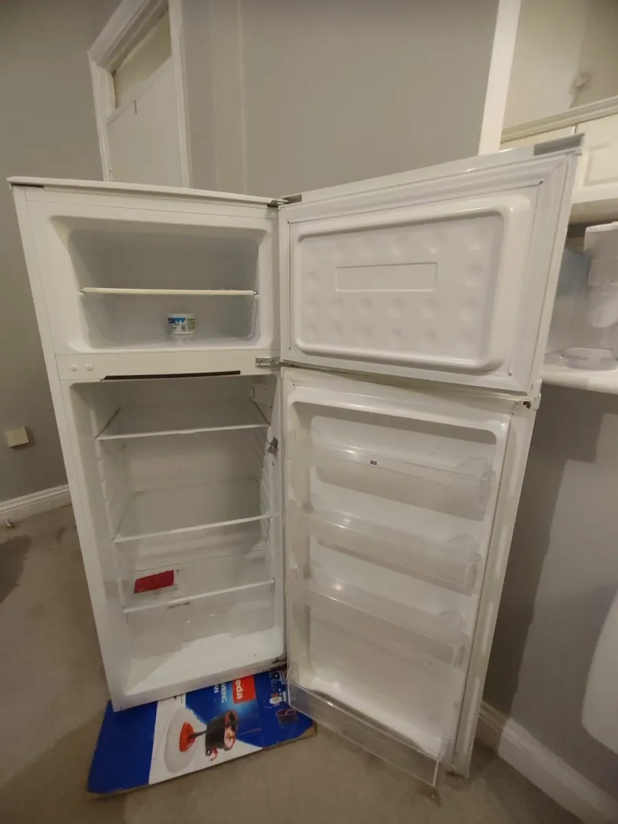 Fridge freezer - Image 2
