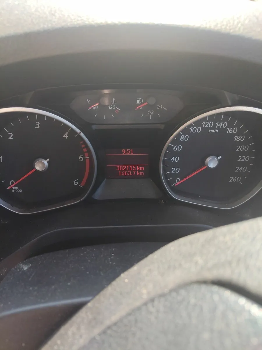 Ford Galaxy 2008 - Image 2