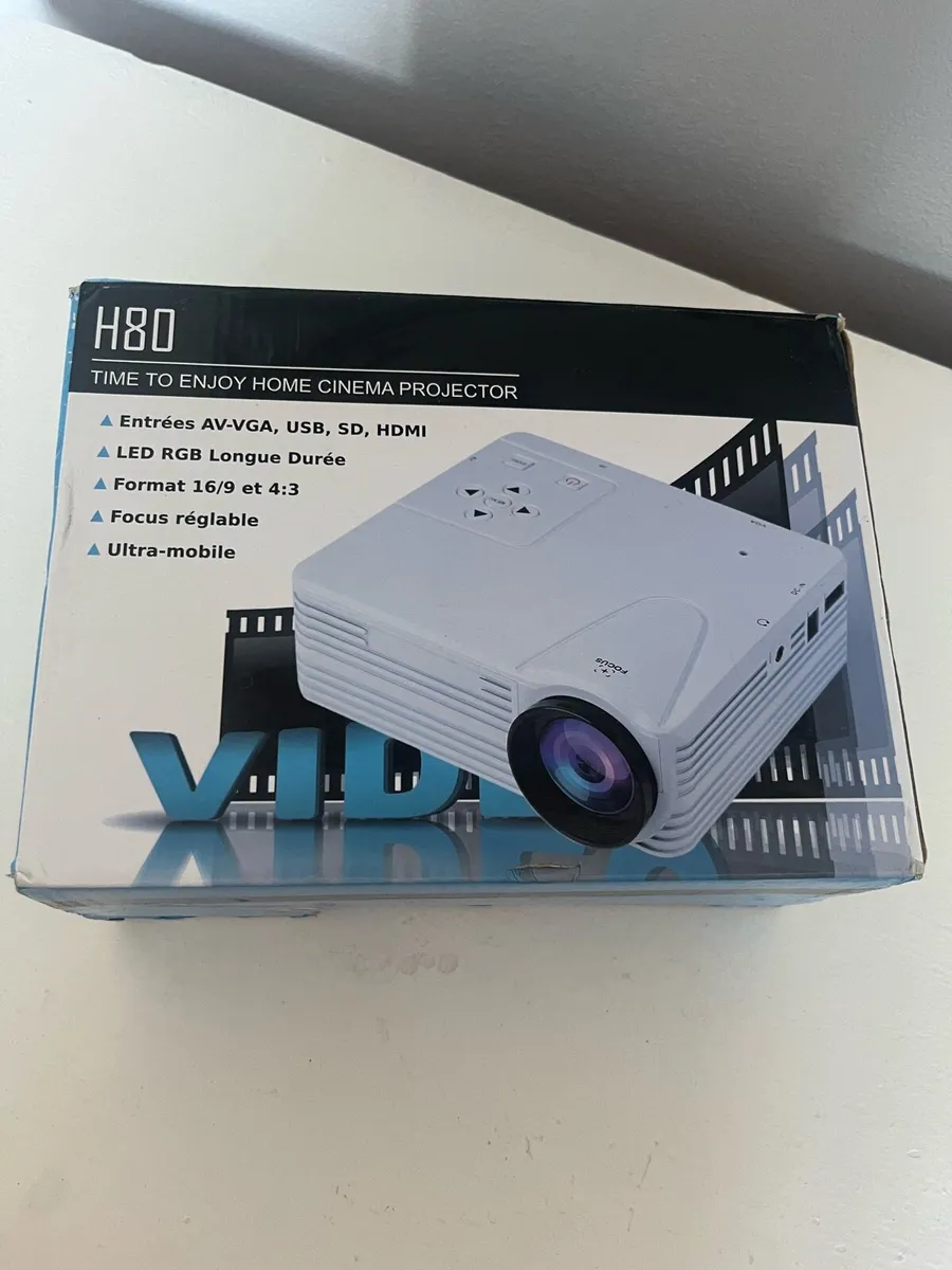 Cinema projector - Image 1
