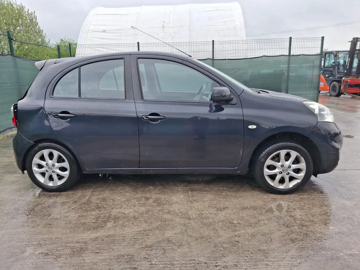 152 Nissan Micra  drive home - Image 3