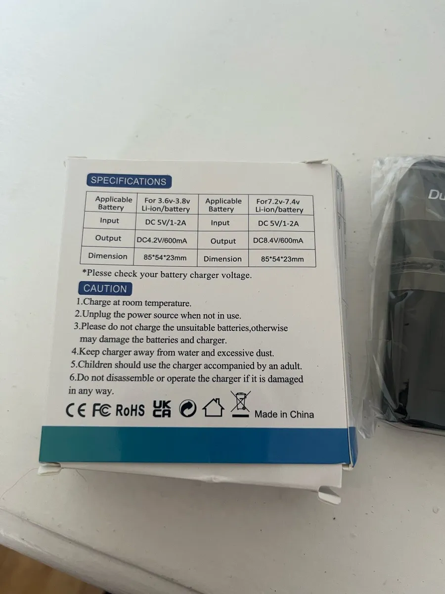 Camera charger - Image 4
