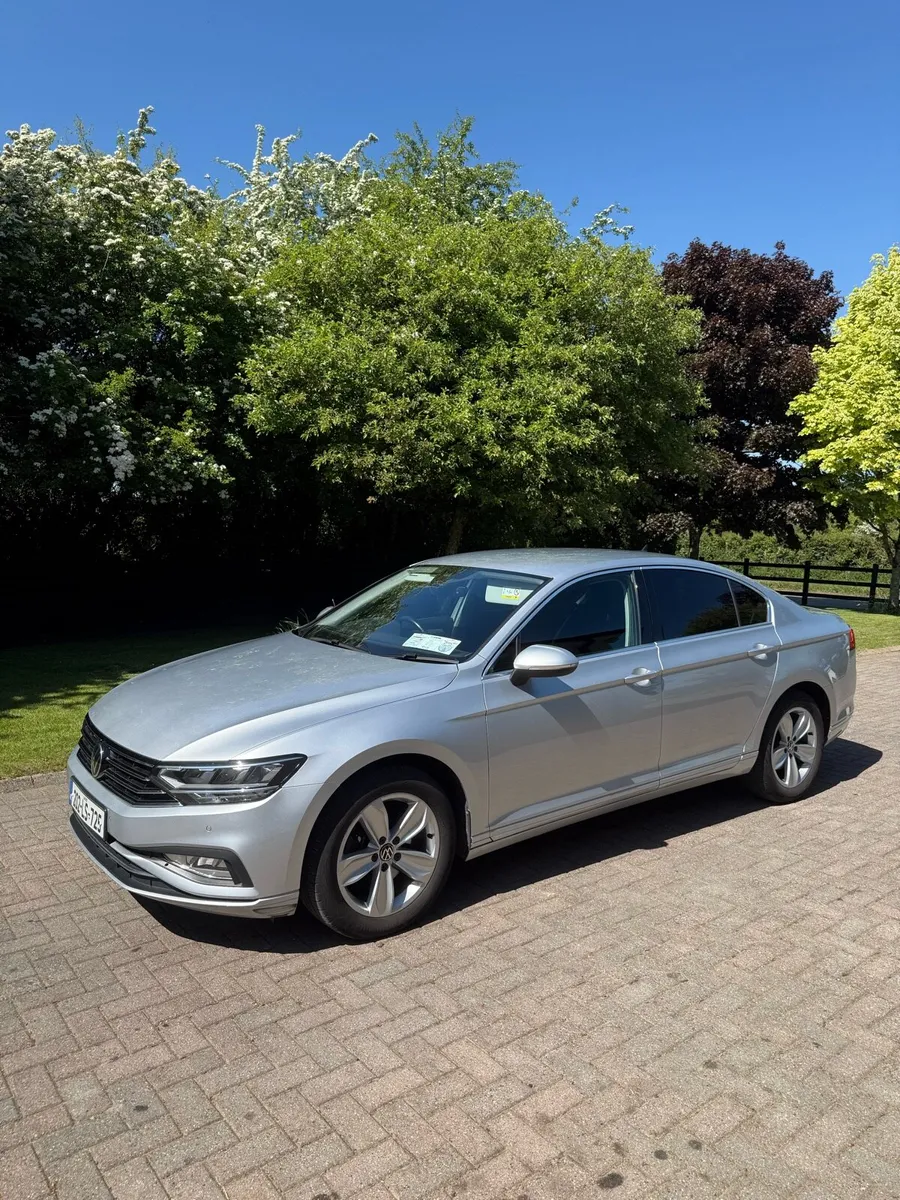 Volkswagen Passat SE TDI 2L Automatic - Image 4