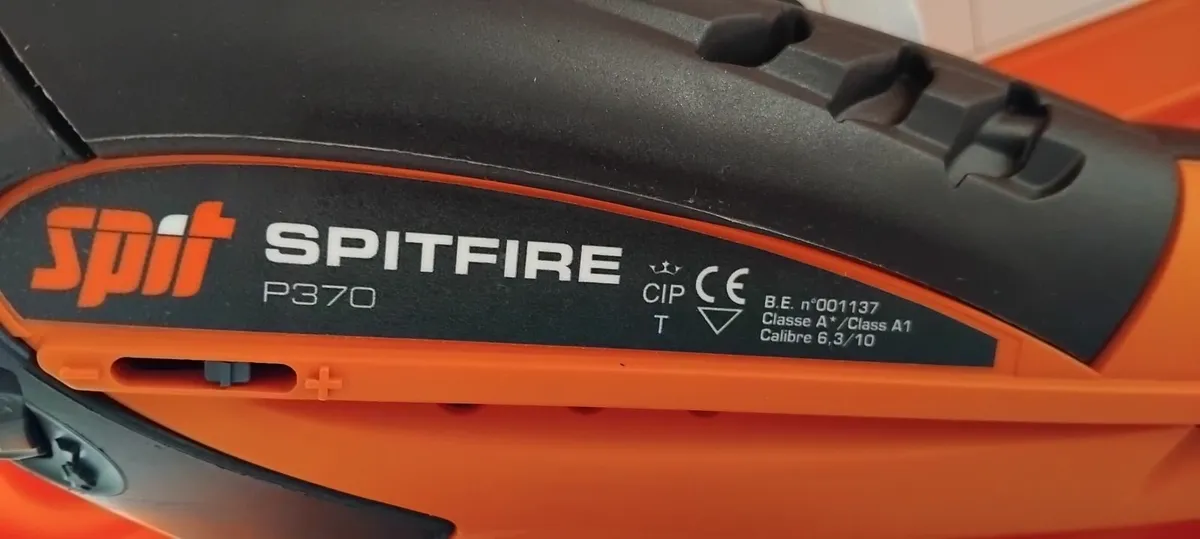 Spit P370 Steel Nail Gun - Image 4