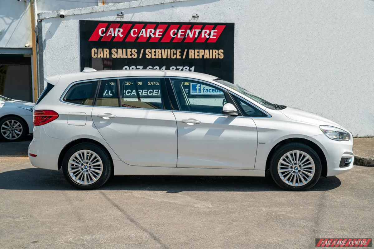 🔥 2016 BMW 218i 1.5 Petrol Automatic 🔥 7 Seater - Image 3