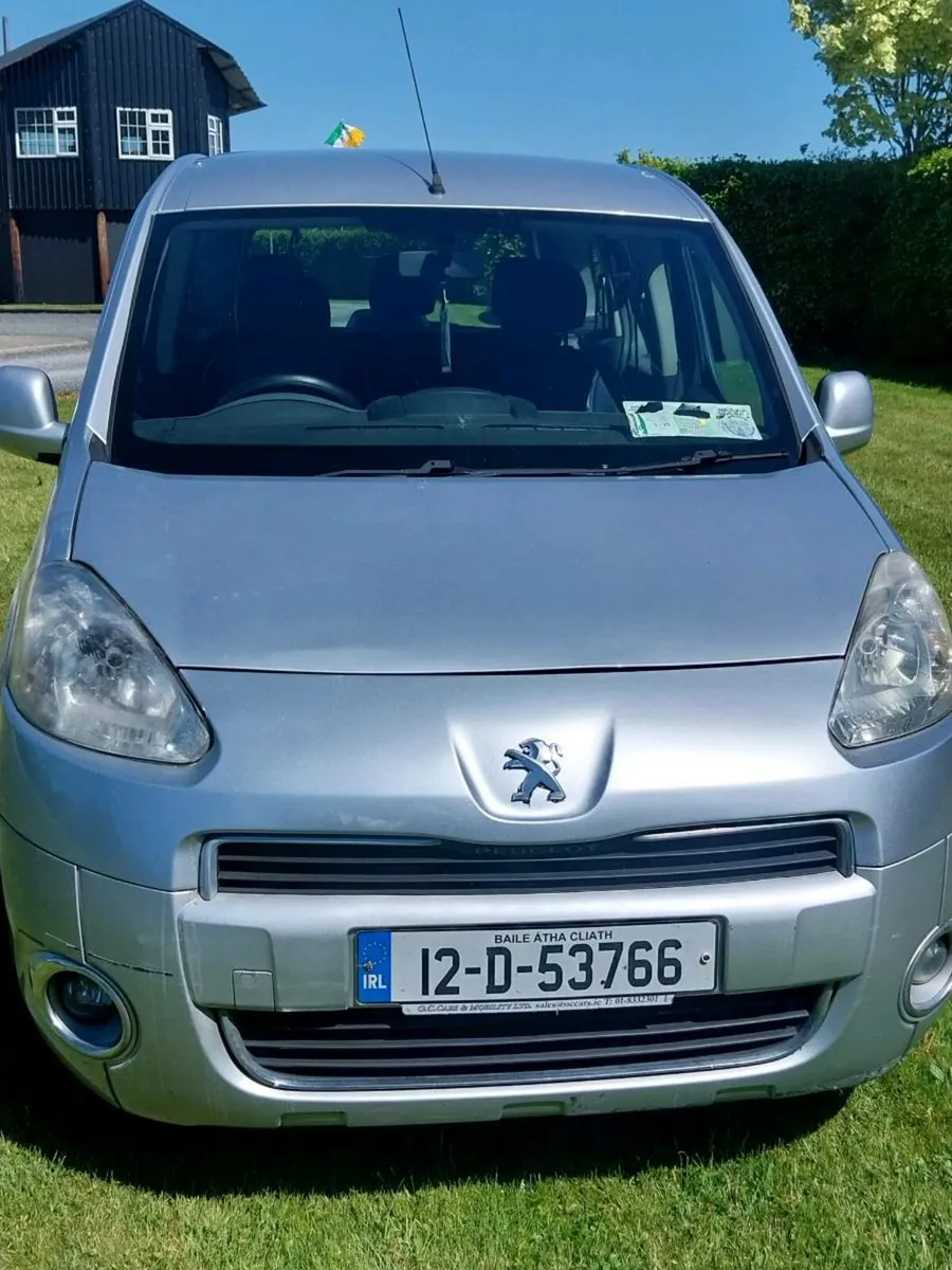 Peugeot Partner  wheelchair - Image 2