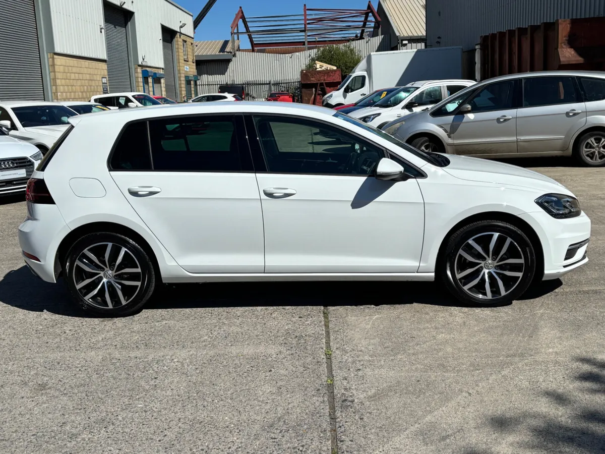 2019 VOLKSWAGEN GOLF 1.4TSI AUTO FULLY LOADED - Image 3