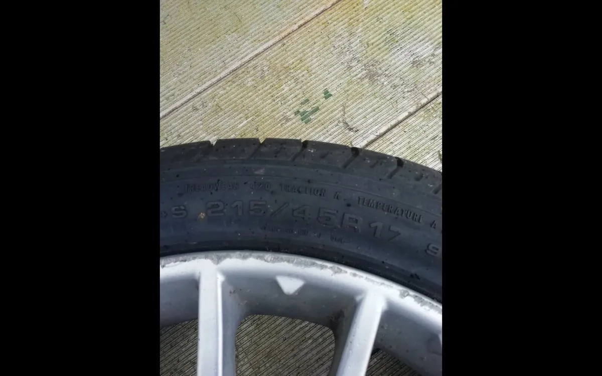 Alfa romeo rims and tires - Image 3