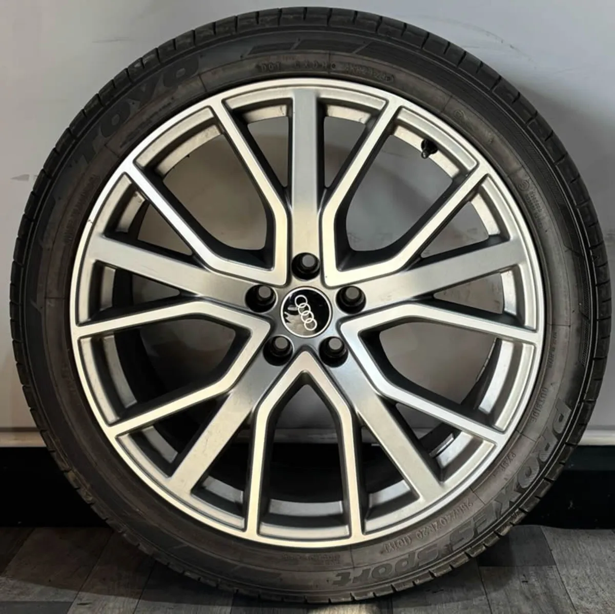 20" GENUINE AUDI A6 C8 ALLOY WHEELS & TYRES - Image 2
