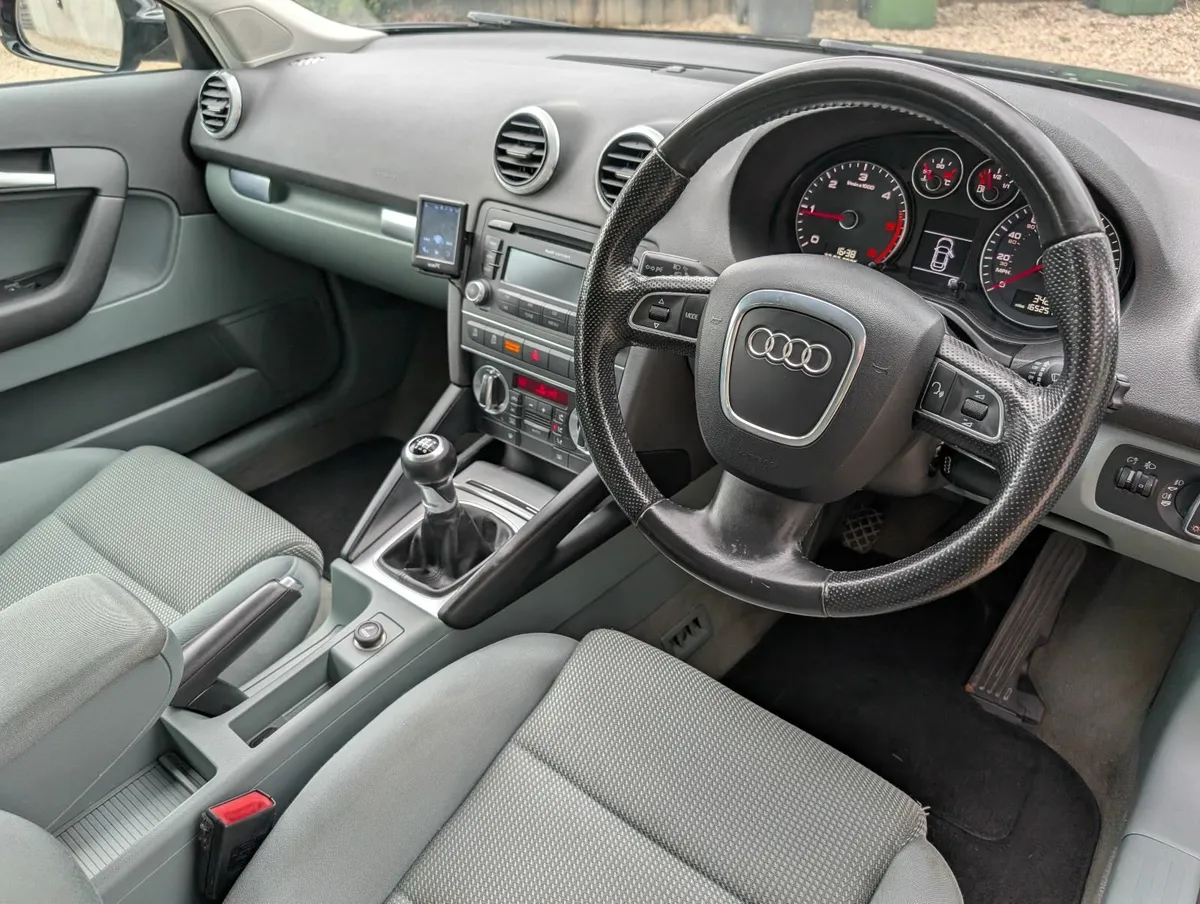 Audi A3 2011 - Image 2