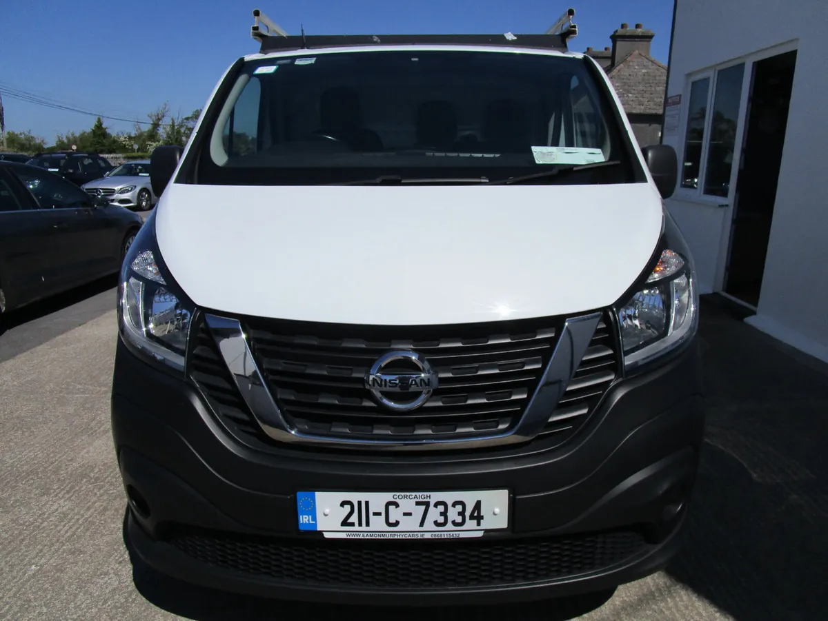 Nissan NV300    2.0cc  2021 - Image 2