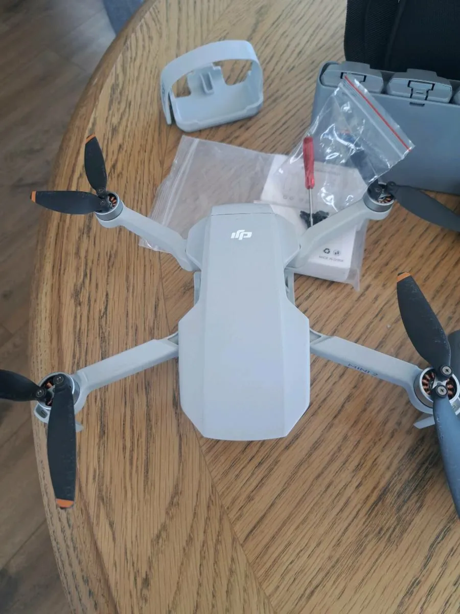 Mini 2 combo drone - Image 1