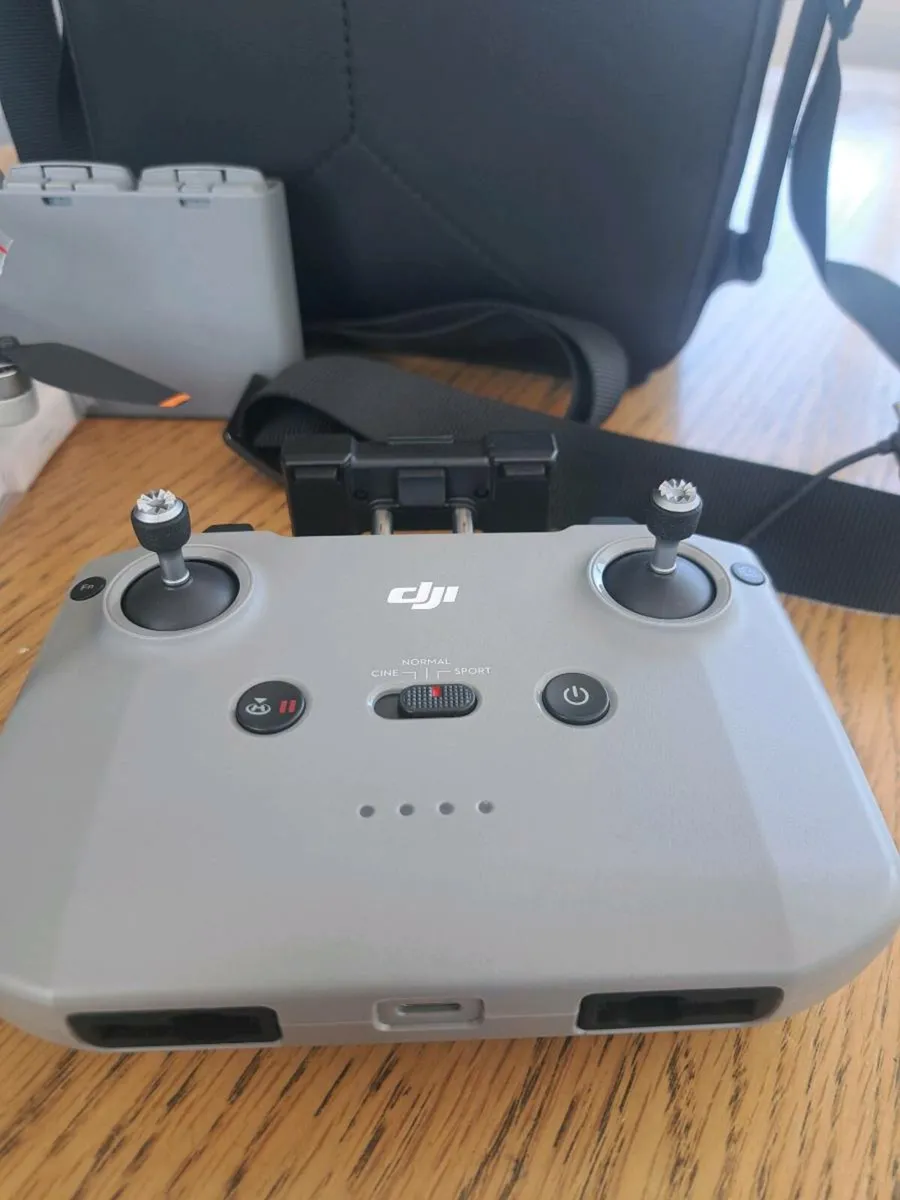 Mini 2 combo drone - Image 4