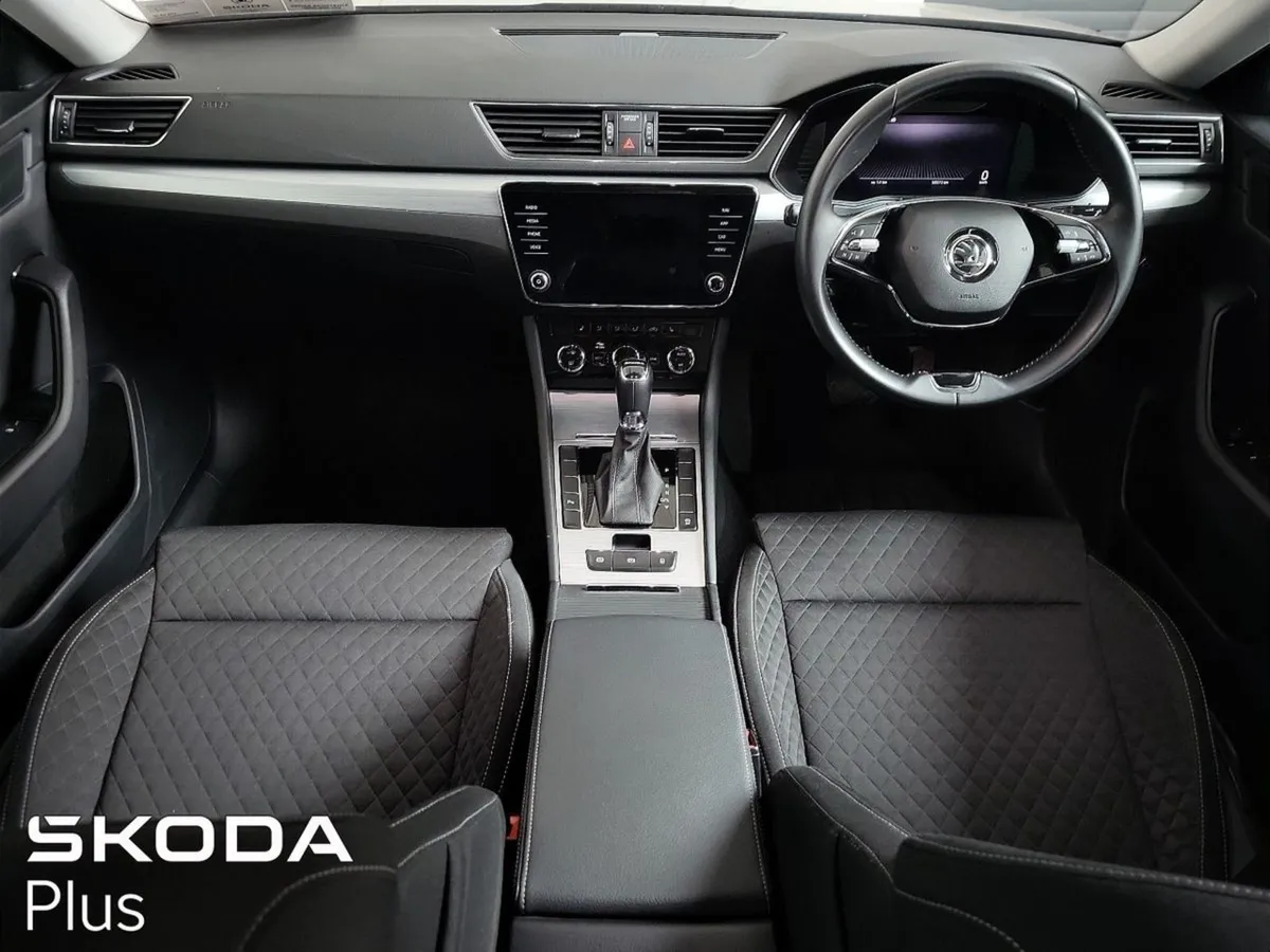Skoda Superb Combi Style 2.0tdi 150Bhp DSG - Image 3