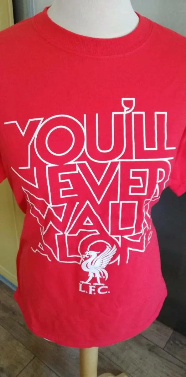 Liverpool You'll never walk alone medium t-shirt - Image 2