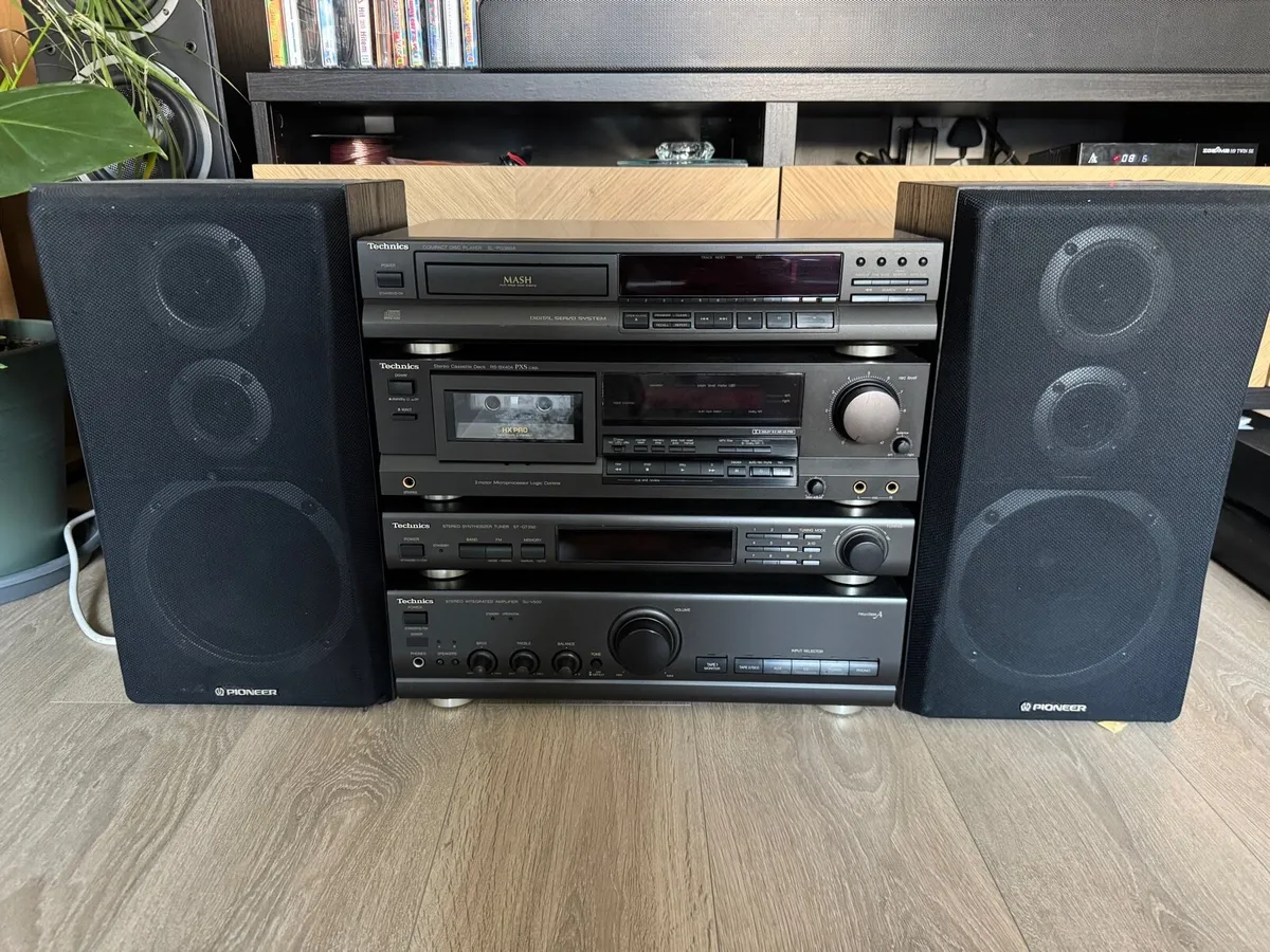 Technics HI-FI separates - Image 1