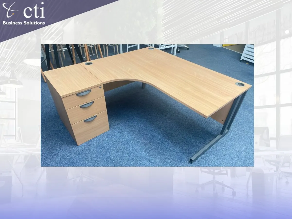 60 X Radial Office Desks & Pedestals ~ 70% OFF - Image 2