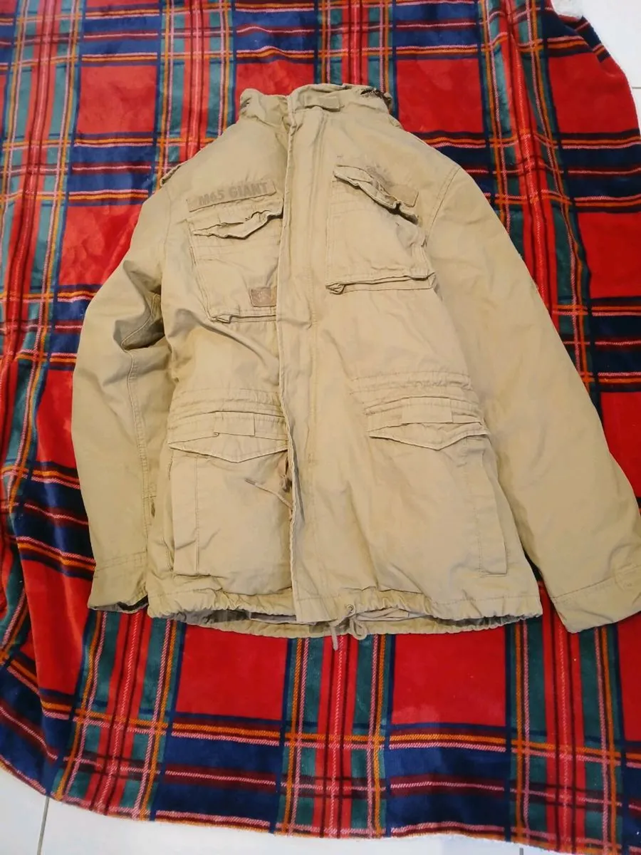 Brand new mens clothes.tag still on them - Image 1