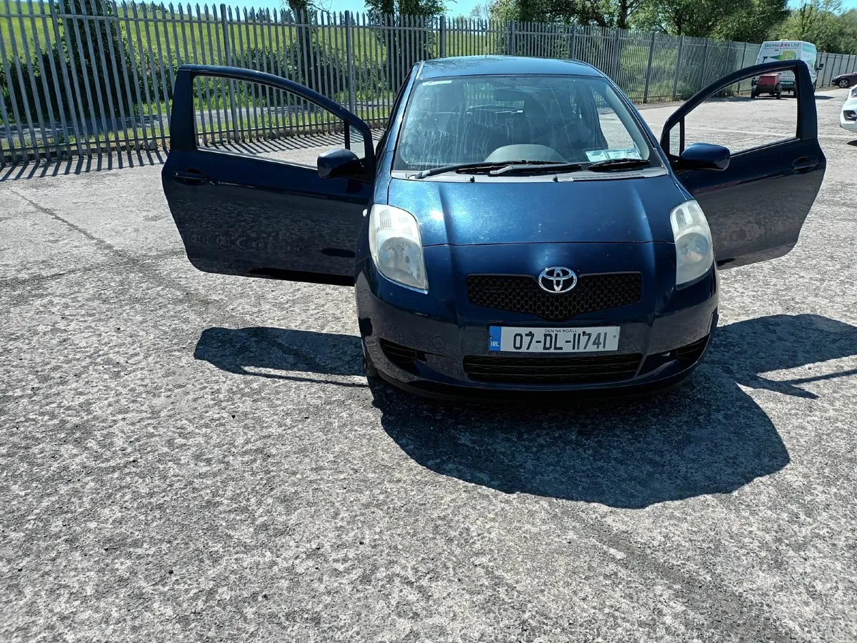 Toyota Yaris 2007 - Image 4