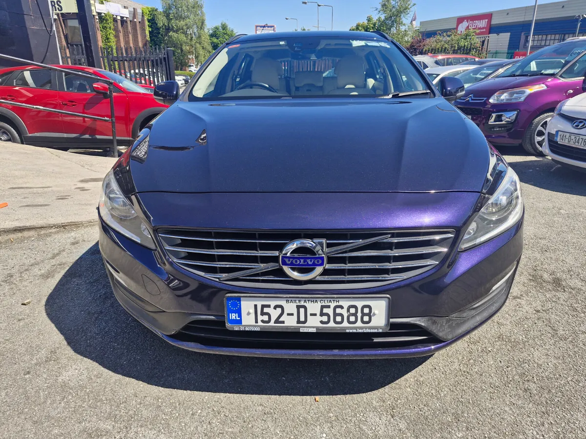Volvo V60 2015 - Image 2