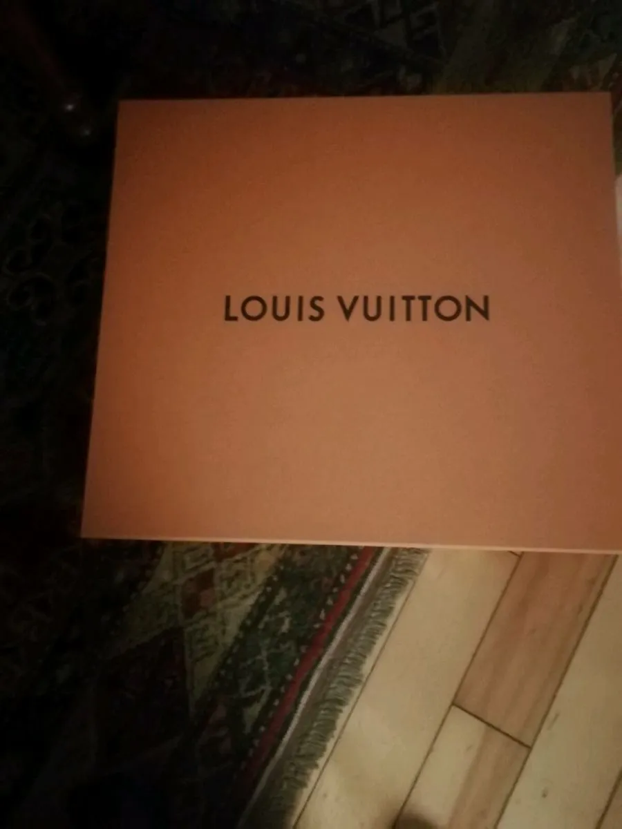 Lv handbag - Image 2
