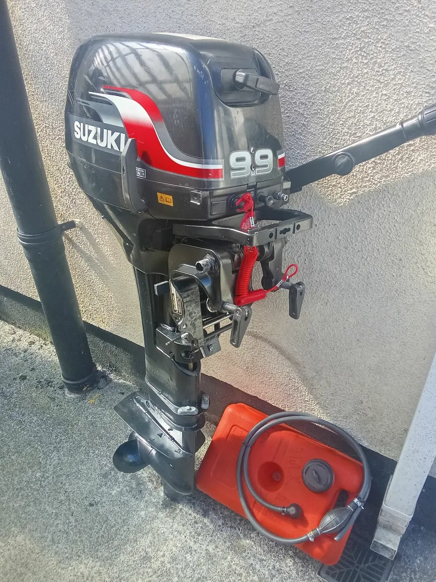 2-stroke outboard SUZUKI-9,9 hp - Image 2