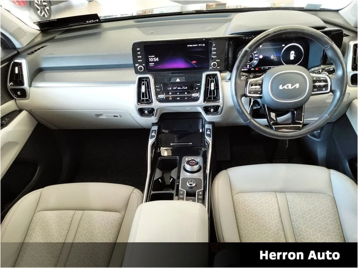 Kia Sorento K3 5P 5DR Auto - Image 4