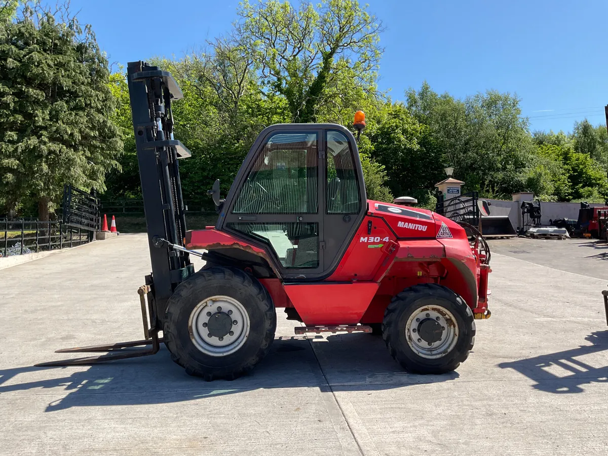 Manitou M30-4 Rough Terrain Forklift - Image 1
