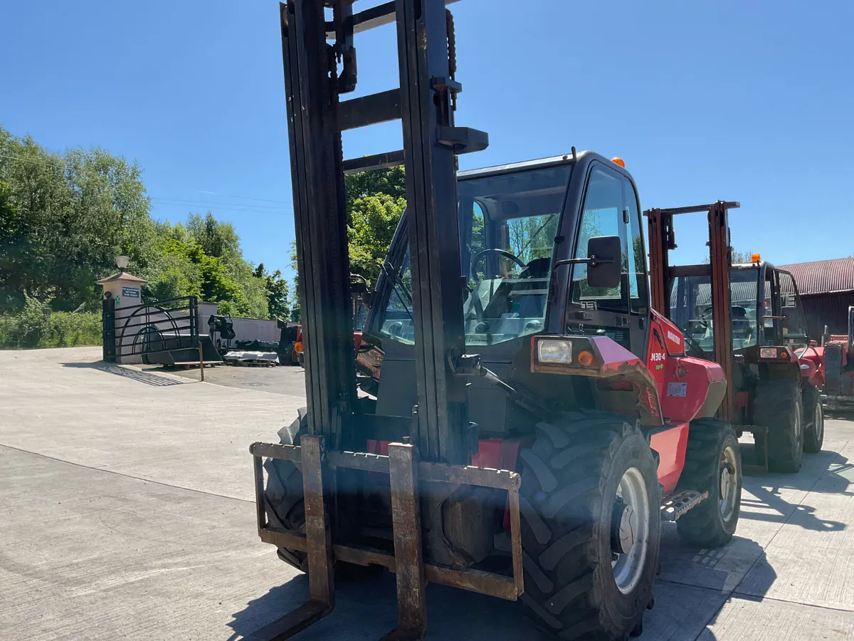 Manitou M30-4 Rough Terrain Forklift - Image 4
