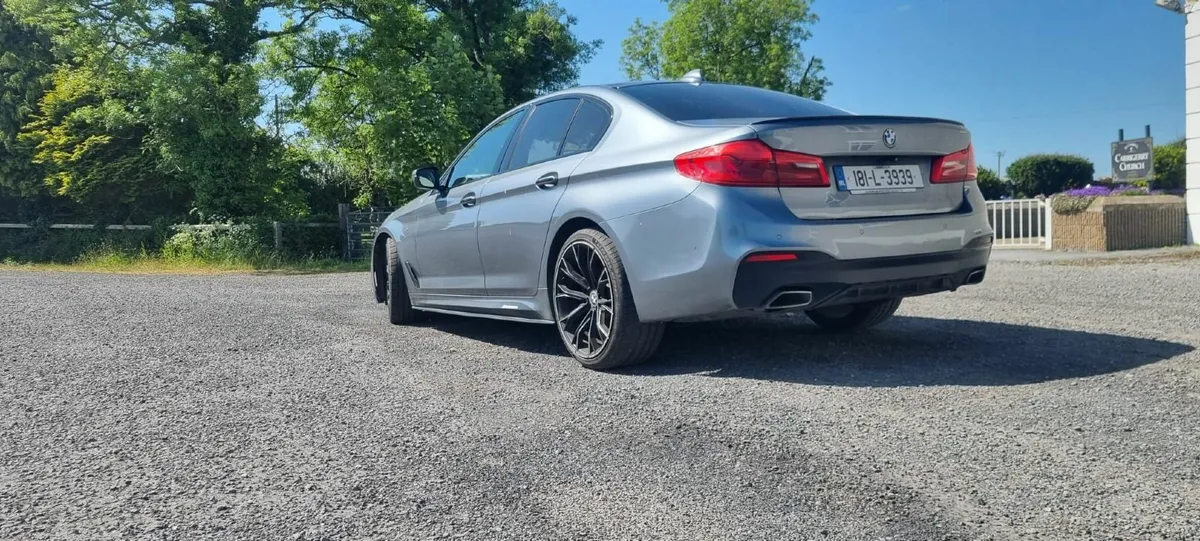 BMW 5-Series 2018 - Image 4
